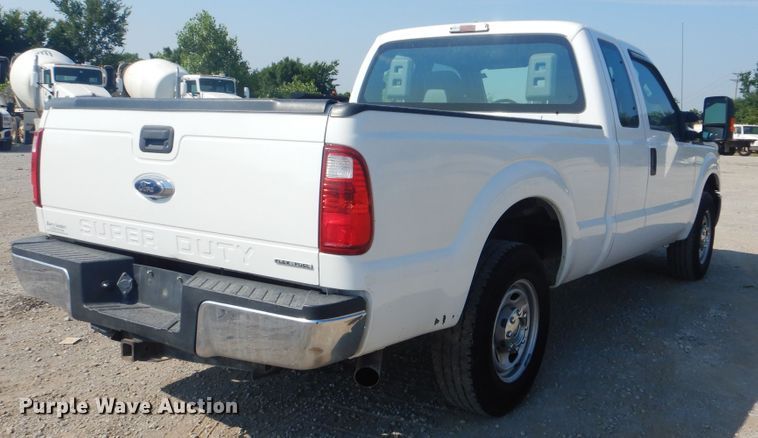 image for item DG8631 2015 Ford F250 Super Duty  SuperCab pickup truck