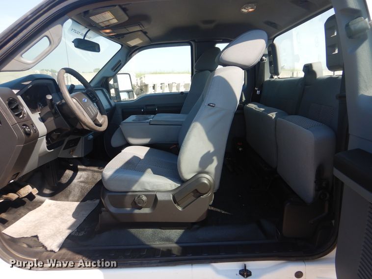 image for item DG8631 2015 Ford F250 Super Duty  SuperCab pickup truck