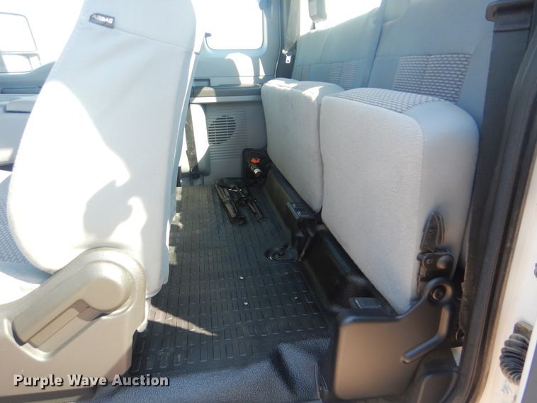 image for item DG8631 2015 Ford F250 Super Duty  SuperCab pickup truck