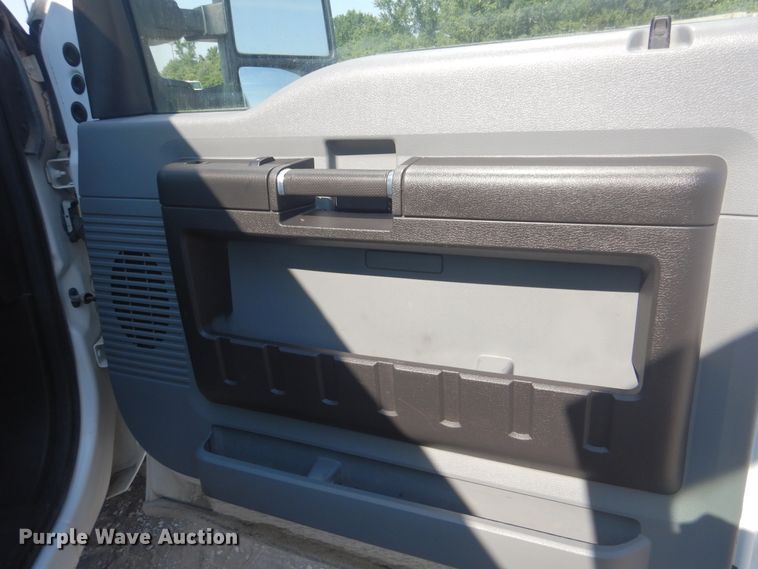 image for item DG8631 2015 Ford F250 Super Duty  SuperCab pickup truck