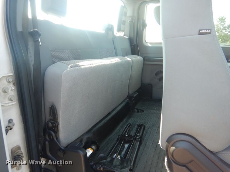 image for item DG8631 2015 Ford F250 Super Duty  SuperCab pickup truck