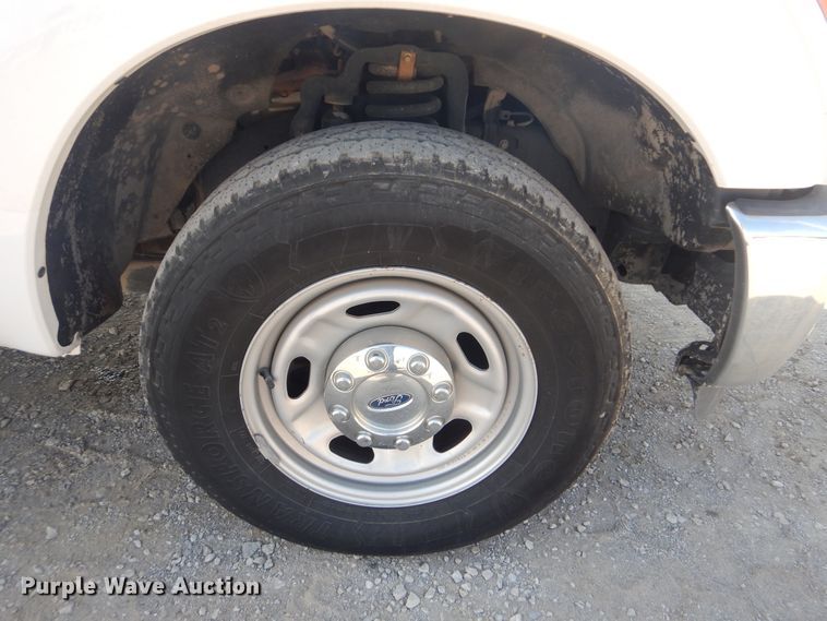 image for item DG8631 2015 Ford F250 Super Duty  SuperCab pickup truck