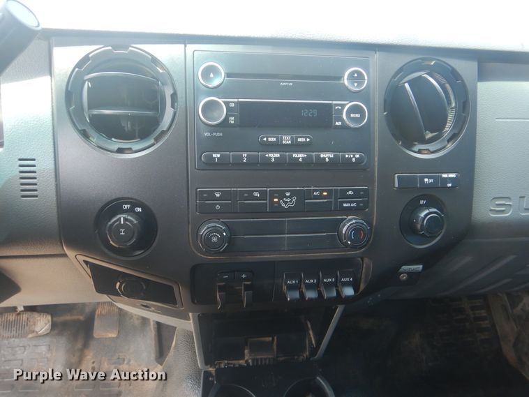 image for item DG8632 2015 Ford F250 Super Duty  SuperCab pickup truck