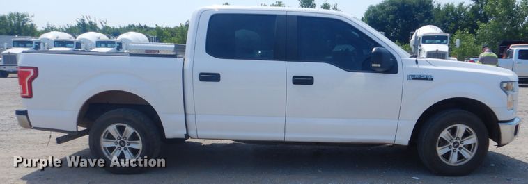 image for item DG8633 2016 Ford F150  SuperCrew pickup truck