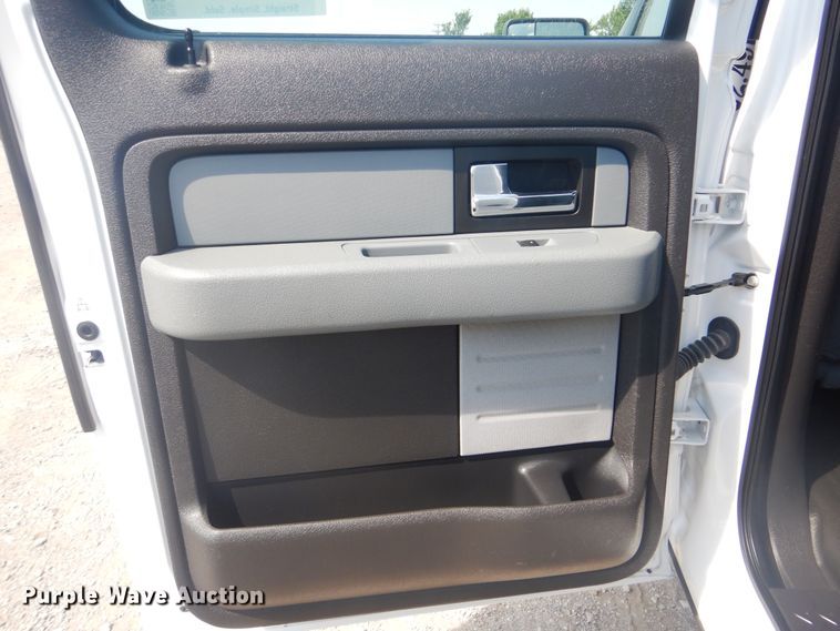 image for item DG8636 2014 Ford F150  SuperCrew pickup truck