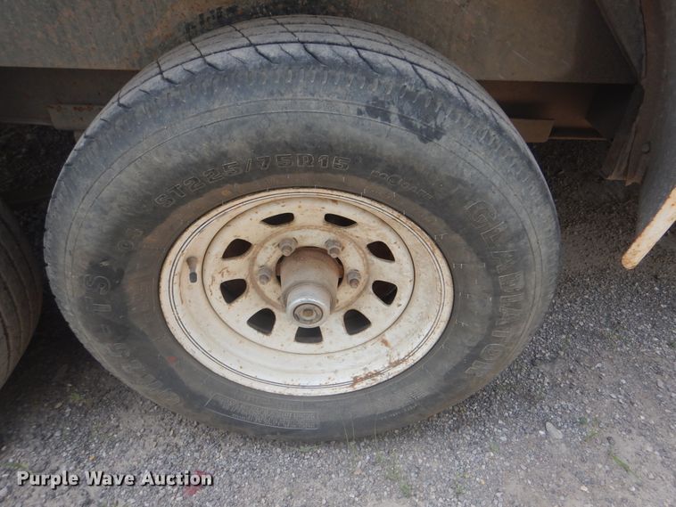 image for item DG8639 2007 Forest River enclosed cargo trailer