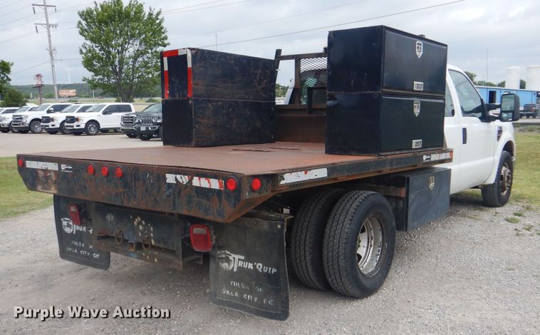 image for item DG8672 2008 Ford F350 Super Duty  SuperCab flatbed pickup truck