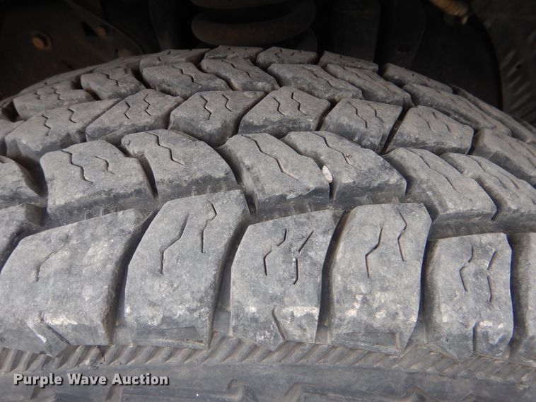 image for item DG8672 2008 Ford F350 Super Duty  SuperCab flatbed pickup truck