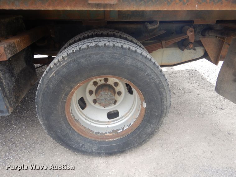 image for item DG8672 2008 Ford F350 Super Duty  SuperCab flatbed pickup truck