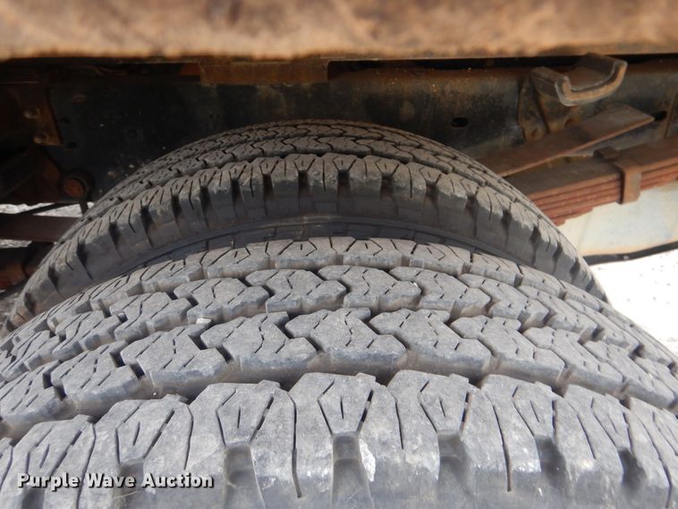 image for item DG8672 2008 Ford F350 Super Duty  SuperCab flatbed pickup truck