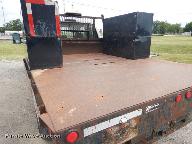 image for item DG8672 2008 Ford F350 Super Duty  SuperCab flatbed pickup truck