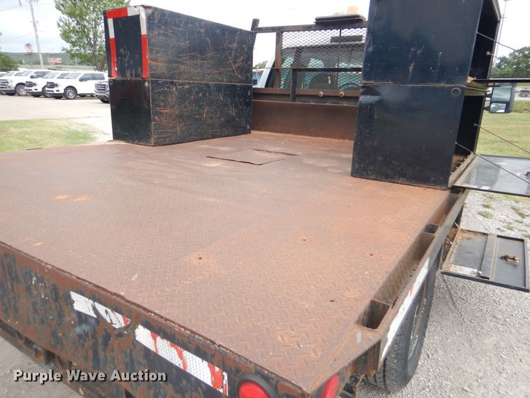 image for item DG8672 2008 Ford F350 Super Duty  SuperCab flatbed pickup truck