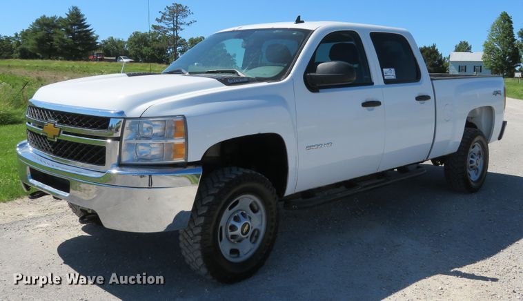 image for item DH1025 2014 Chevrolet Silverado 2500 LS  Crew Cab pickup truck