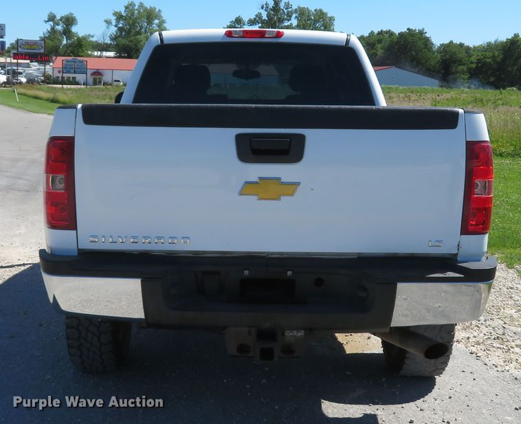 image for item DH1025 2014 Chevrolet Silverado 2500 LS  Crew Cab pickup truck