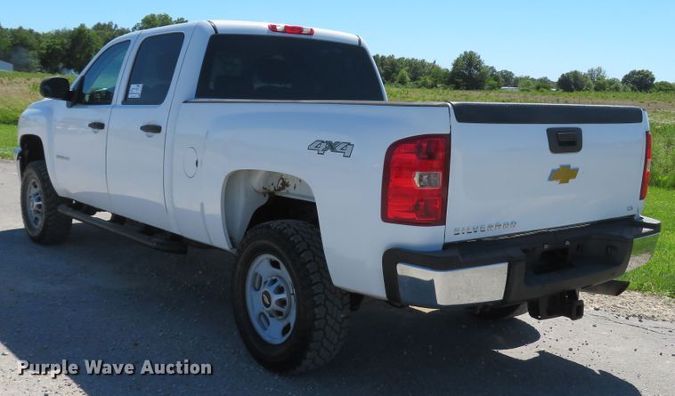 image for item DH1025 2014 Chevrolet Silverado 2500 LS  Crew Cab pickup truck