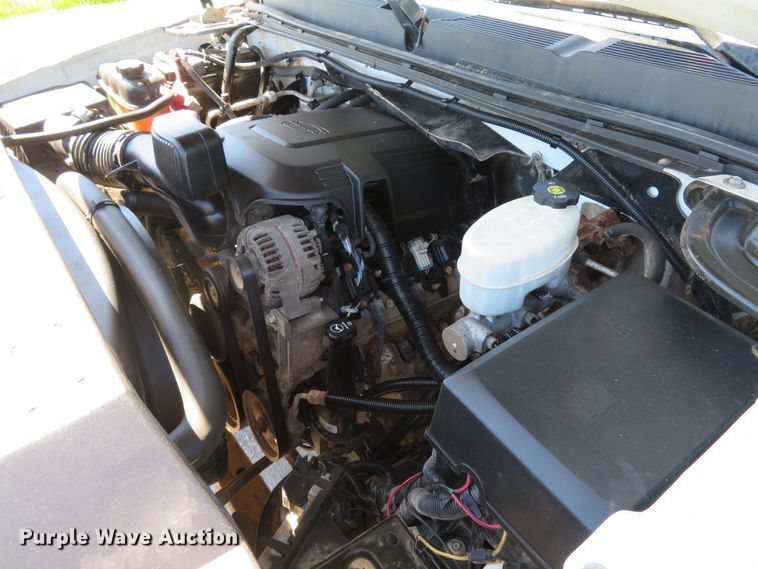 image for item DH1025 2014 Chevrolet Silverado 2500 LS  Crew Cab pickup truck