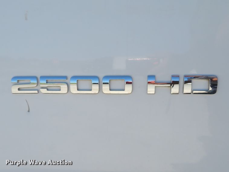 image for item DH1025 2014 Chevrolet Silverado 2500 LS  Crew Cab pickup truck