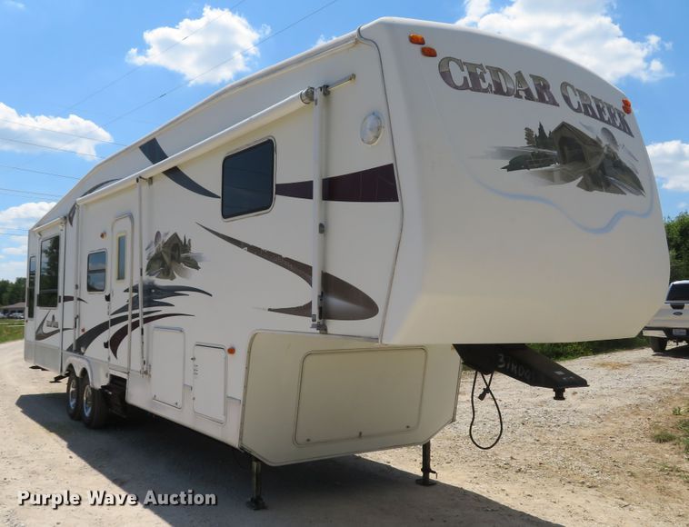 image for item DH1026 2007 Forest River Cedar Creek 37RDQS  camper