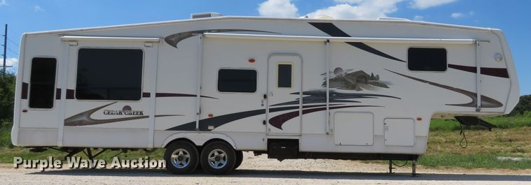 image for item DH1026 2007 Forest River Cedar Creek 37RDQS  camper