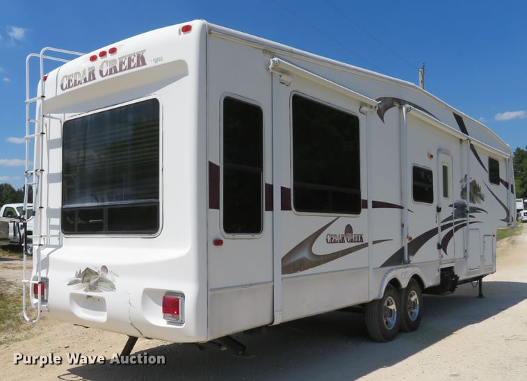 image for item DH1026 2007 Forest River Cedar Creek 37RDQS  camper