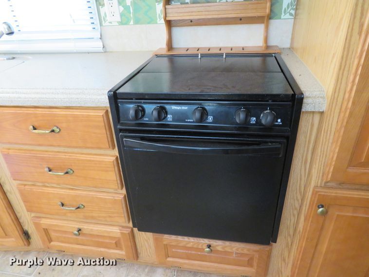 image for item DH1026 2007 Forest River Cedar Creek 37RDQS  camper