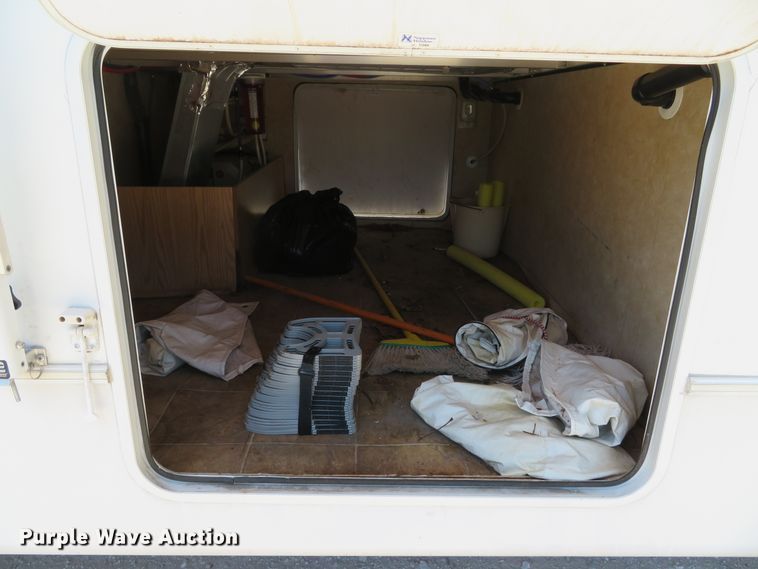 image for item DH1026 2007 Forest River Cedar Creek 37RDQS  camper