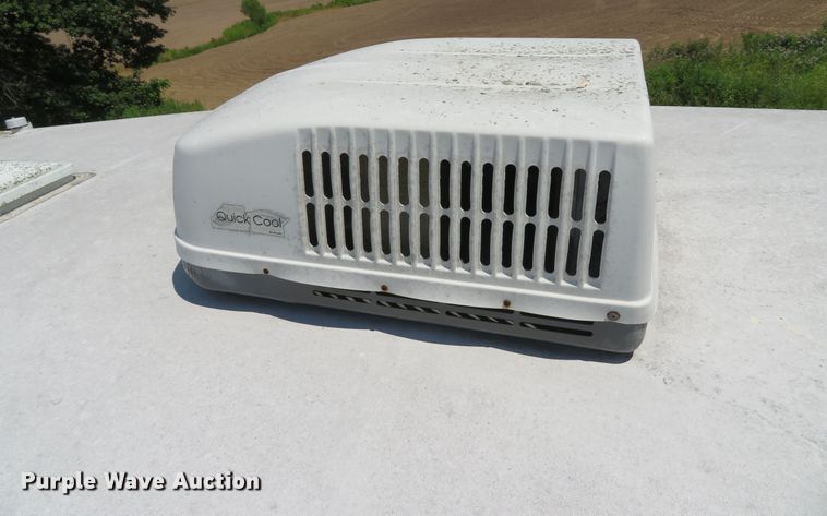 image for item DH1026 2007 Forest River Cedar Creek 37RDQS  camper