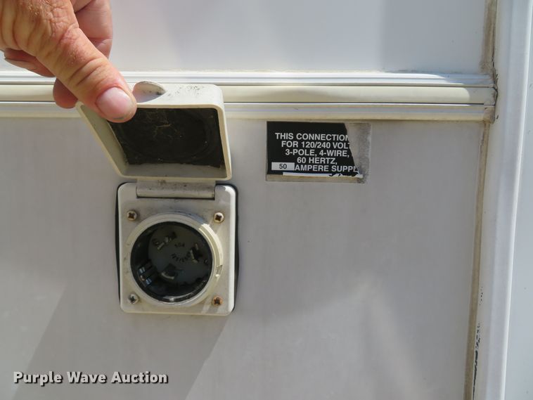 image for item DH1026 2007 Forest River Cedar Creek 37RDQS  camper