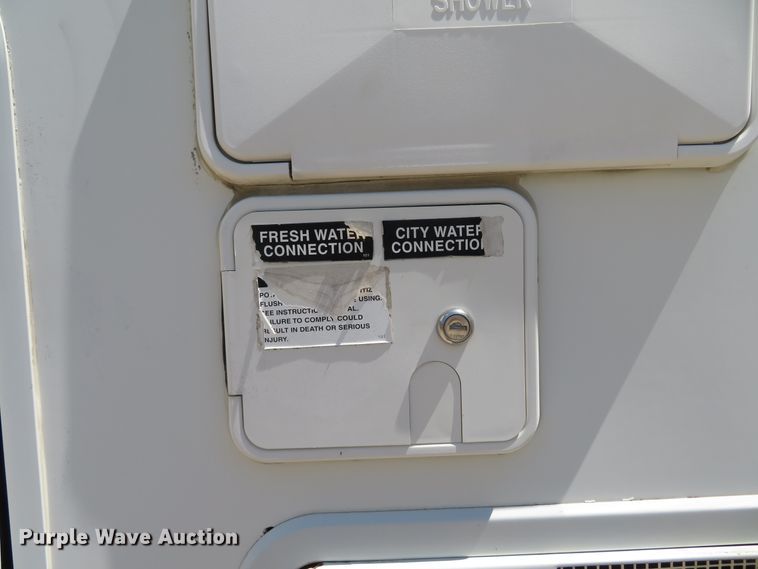 image for item DH1026 2007 Forest River Cedar Creek 37RDQS  camper