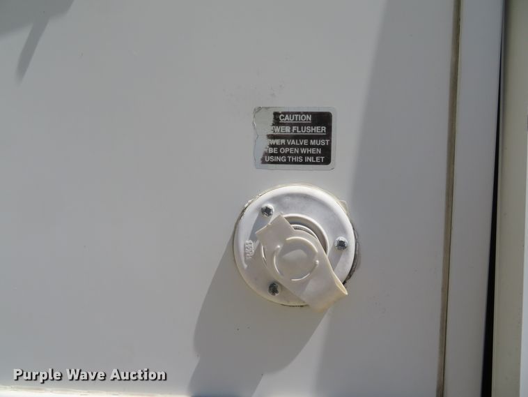 image for item DH1026 2007 Forest River Cedar Creek 37RDQS  camper