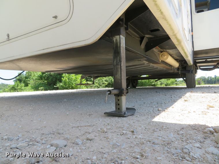 image for item DH1026 2007 Forest River Cedar Creek 37RDQS  camper