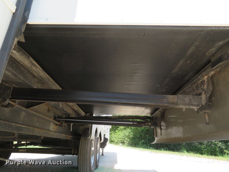 image for item DH1026 2007 Forest River Cedar Creek 37RDQS  camper