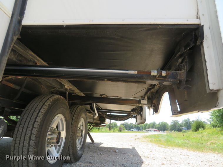 image for item DH1026 2007 Forest River Cedar Creek 37RDQS  camper