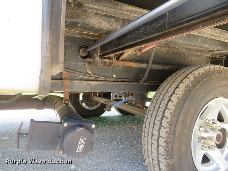 image for item DH1026 2007 Forest River Cedar Creek 37RDQS  camper