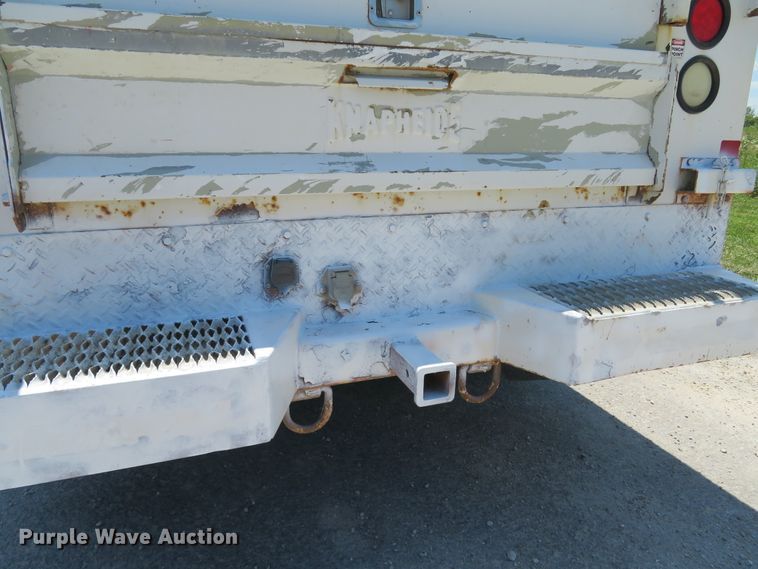 image for item DH1039 2006 Chevrolet Silverado 2500HD  Ext. Cab utility bed pickup truck