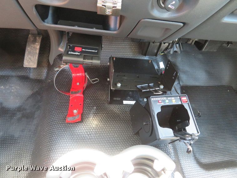 image for item DH1039 2006 Chevrolet Silverado 2500HD  Ext. Cab utility bed pickup truck