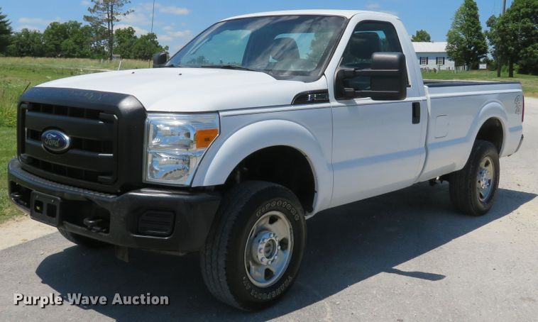 image for item DH1041 2012 Ford F250 Super Duty XL  pickup truck