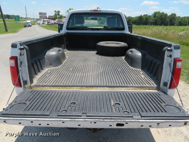 image for item DH1041 2012 Ford F250 Super Duty XL  pickup truck