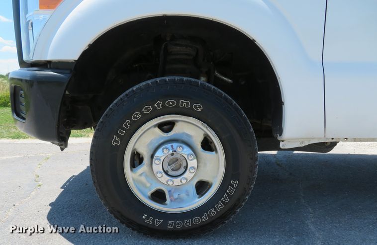 image for item DH1041 2012 Ford F250 Super Duty XL  pickup truck