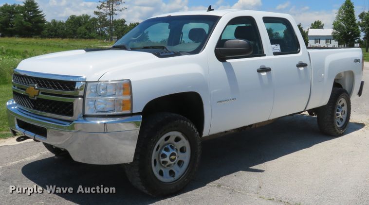 image for item DH1043 2014 Chevrolet Silverado 2500HD  Crew Cab pickup truck