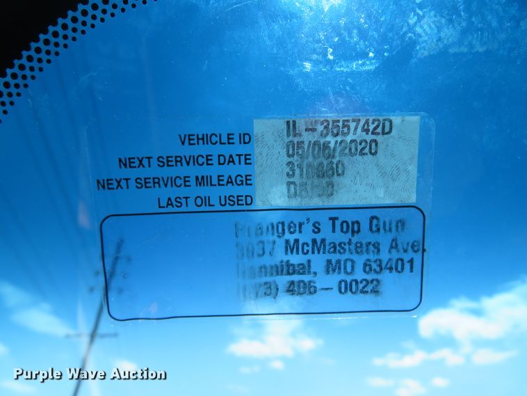 image for item DH1043 2014 Chevrolet Silverado 2500HD  Crew Cab pickup truck