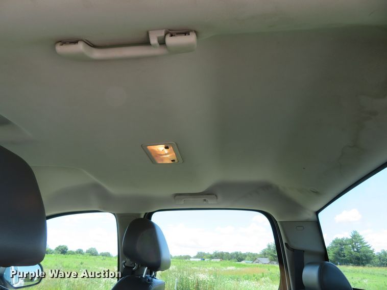 image for item DH1043 2014 Chevrolet Silverado 2500HD  Crew Cab pickup truck