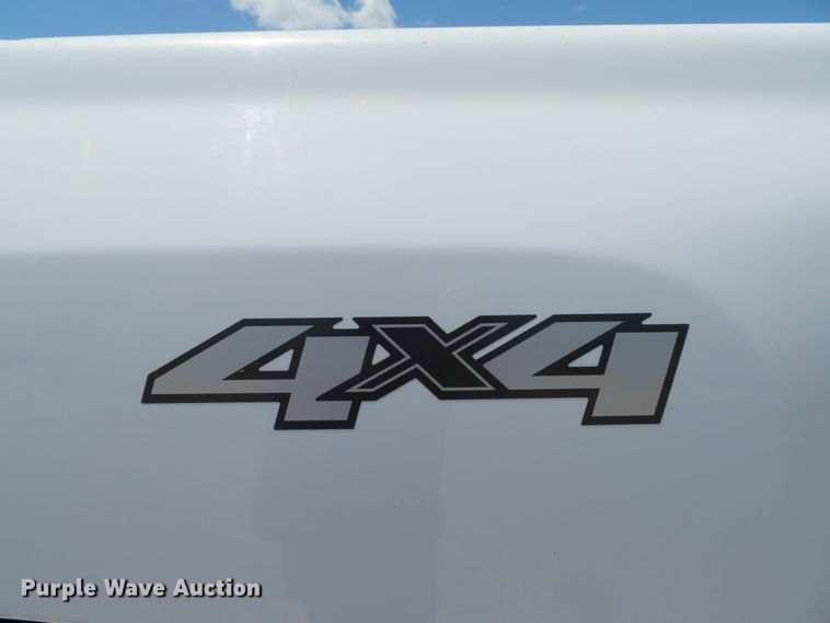 image for item DH1043 2014 Chevrolet Silverado 2500HD  Crew Cab pickup truck