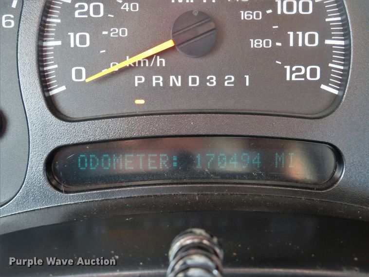 image for item DH1045 2006 Chevrolet Silverado 2500HD  Ext. Cab utility bed pickup truck