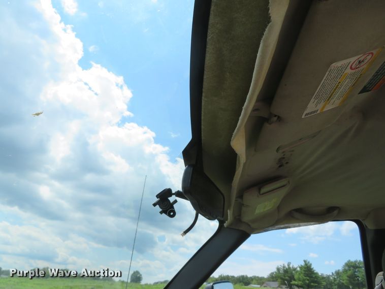 image for item DH1045 2006 Chevrolet Silverado 2500HD  Ext. Cab utility bed pickup truck