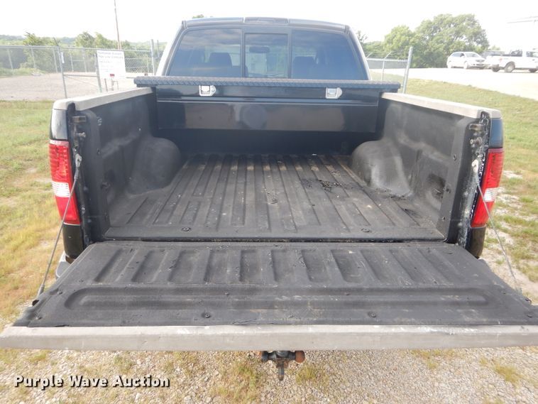 image for item DH4468 2006 Ford F150  SuperCrew pickup truck
