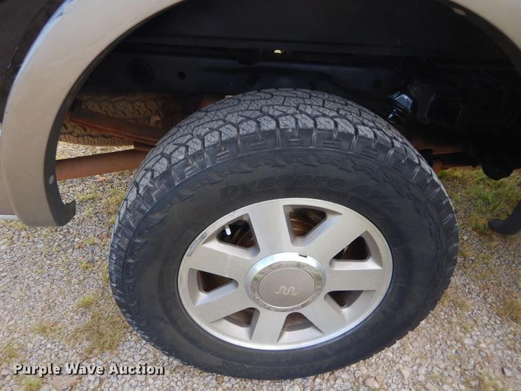 image for item DH4468 2006 Ford F150  SuperCrew pickup truck