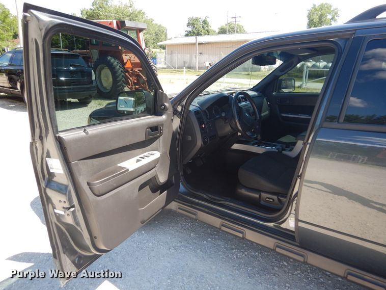 image for item DH5116 2009 Ford Escape  SUV
