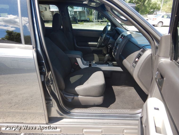 image for item DH5116 2009 Ford Escape  SUV