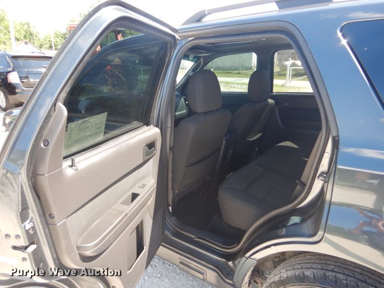 image for item DH5116 2009 Ford Escape  SUV